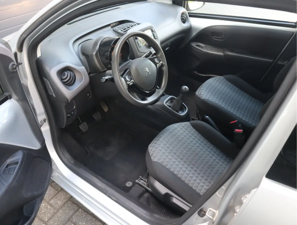 1.0 e-VTi Active Airco / Elekramen / Bluetooth / Stuurbekr / All-season banden / Voldoende Apk