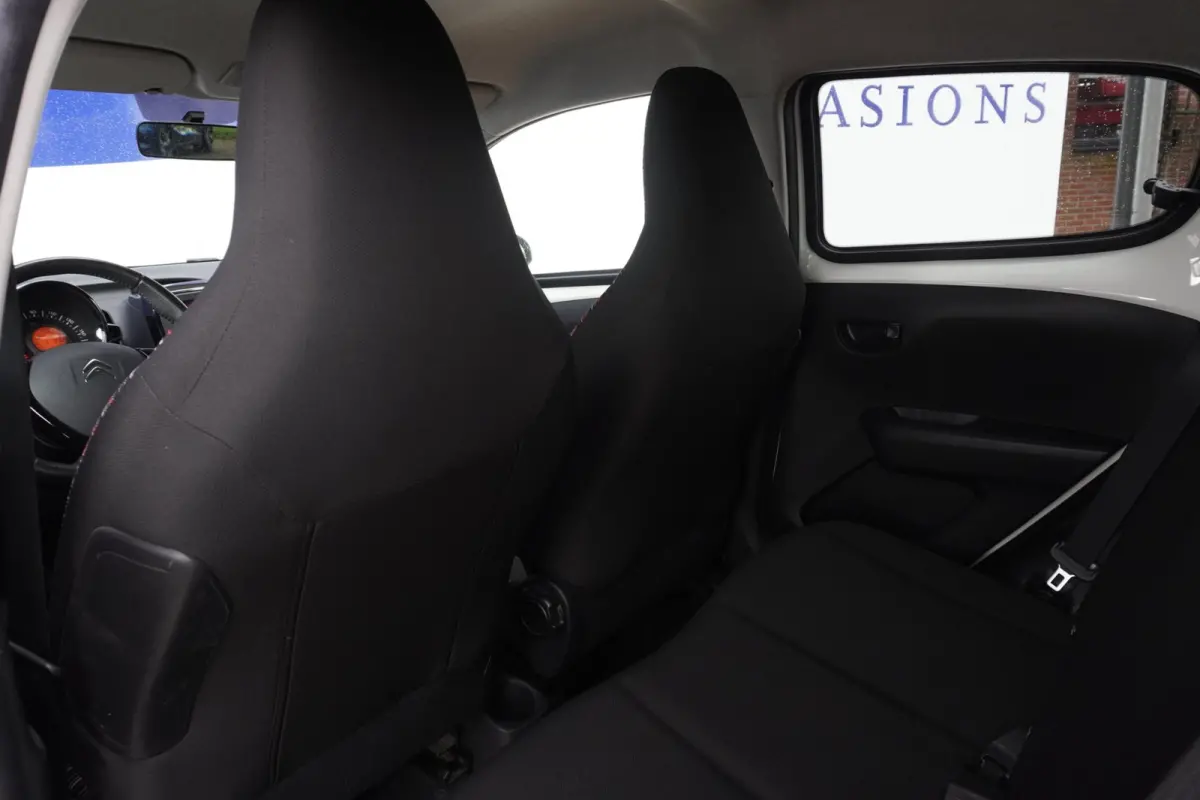 1.0 VTi Feel+Dab+ airco+privacy-Glass+nieuwe-banden voor = SUPER ONDERHOUDEN !!