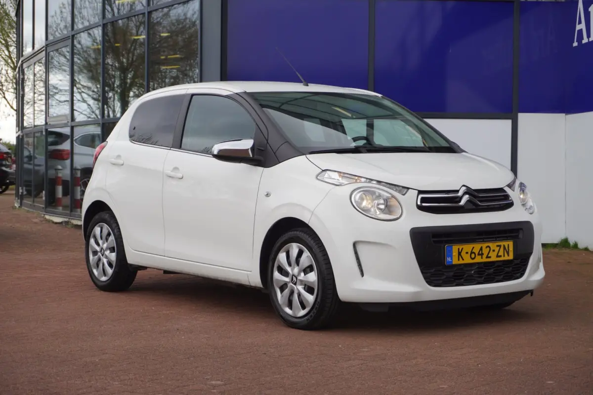 1.0 VTi Feel+Dab+ airco+privacy-Glass+nieuwe-banden voor = SUPER ONDERHOUDEN !!