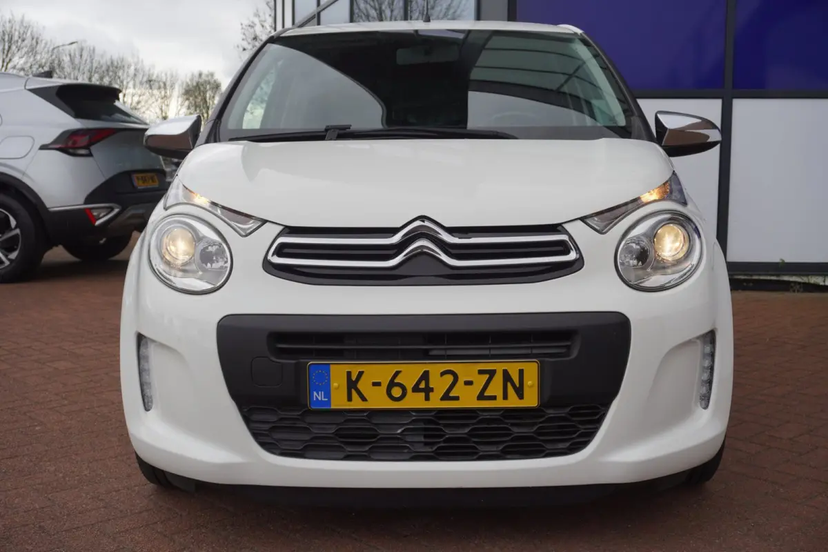 1.0 VTi Feel+Dab+ airco+privacy-Glass+nieuwe-banden voor = SUPER ONDERHOUDEN !!
