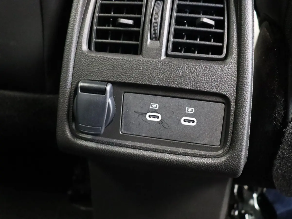 145pk E-Tech full hybrid techno | Adaptive Cruise | Digitale Cockpit | Achteruitrijcamera | Google Navigatie |