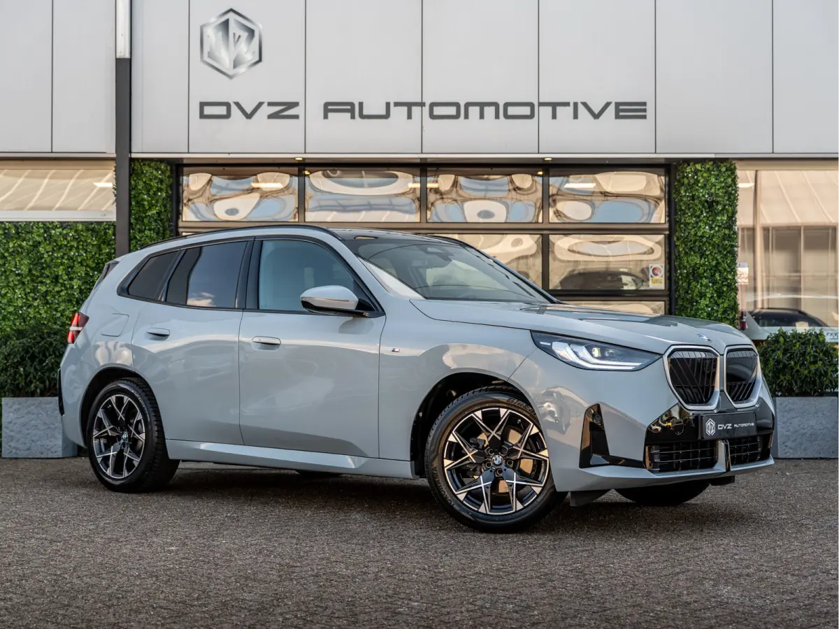 20 xDrive M-Sport | Driving Assistant Pro | Pano | Trekhaak | BTW