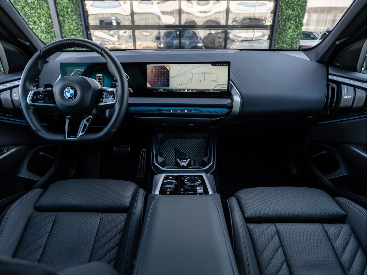 20 xDrive M-Sport | Driving Assistant Pro | Pano | Trekhaak | BTW