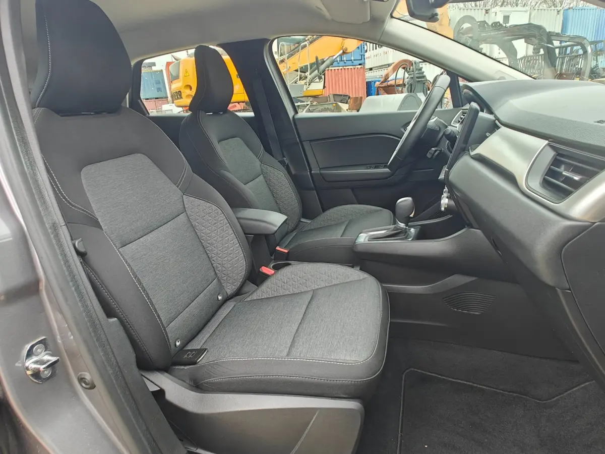 1.6 E-Tech Hybrid 145 Intense | Automaat | 2022 | Camera | Navi |