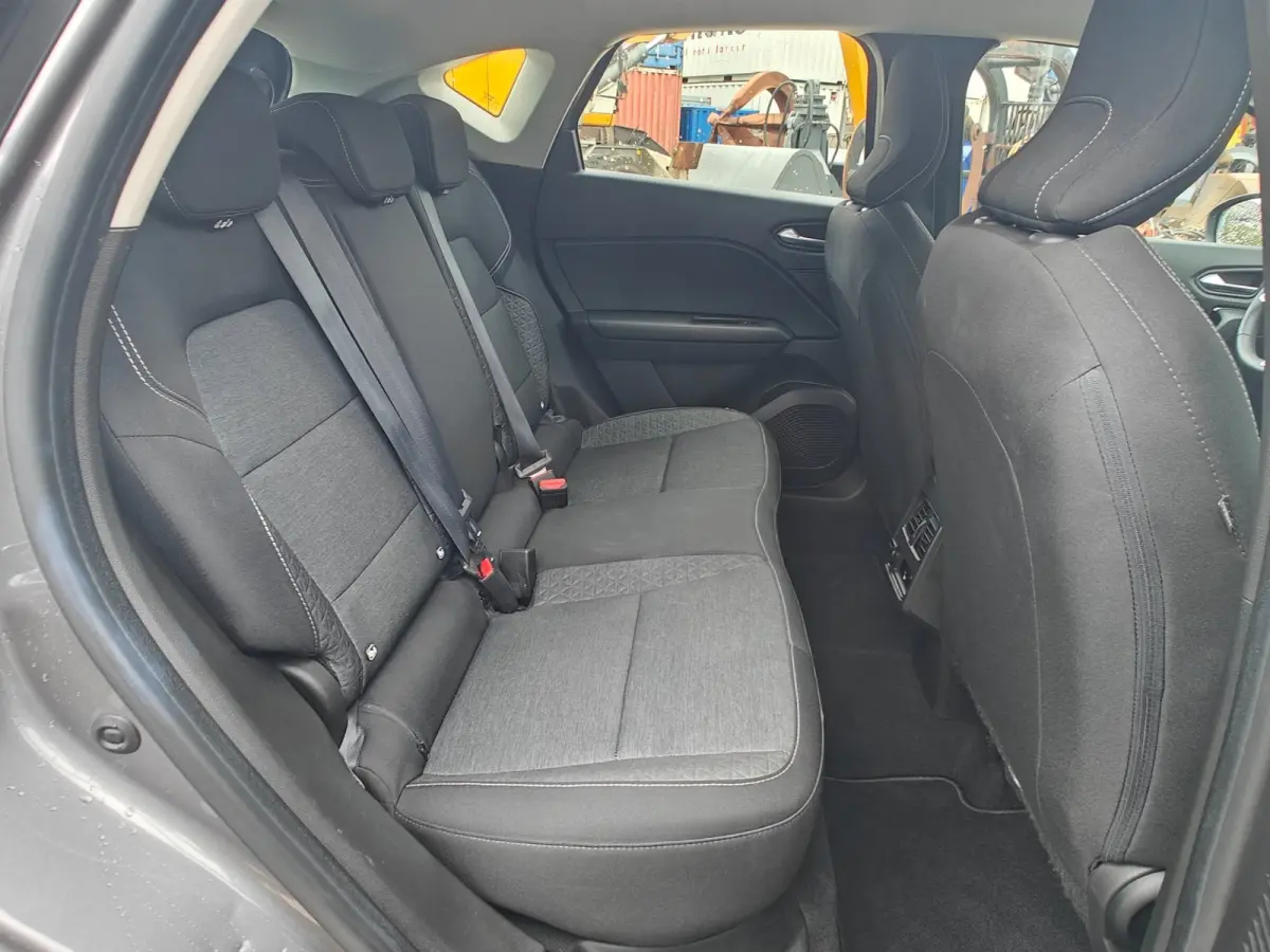 1.6 E-Tech Hybrid 145 Intense | Automaat | 2022 | Camera | Navi |