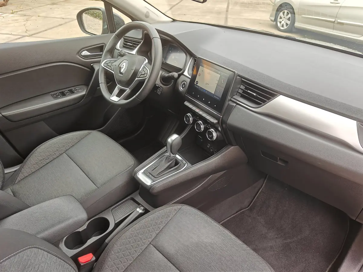 1.6 E-Tech Hybrid 145 Intense | Automaat | 2022 | Camera | Navi |