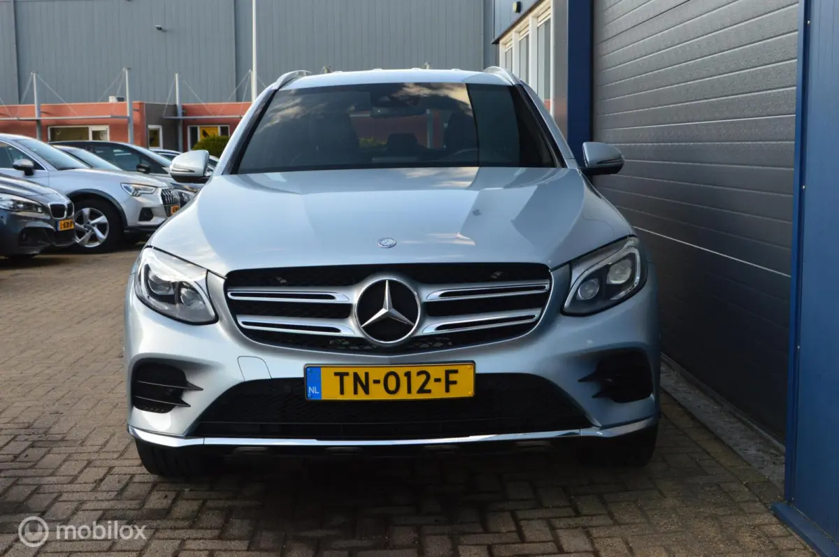 250 4MATIC Edition 1,Leer Disigno,Led