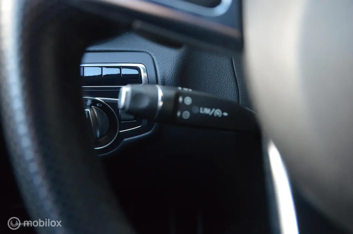 250 4MATIC Edition 1,Leer Disigno,Led