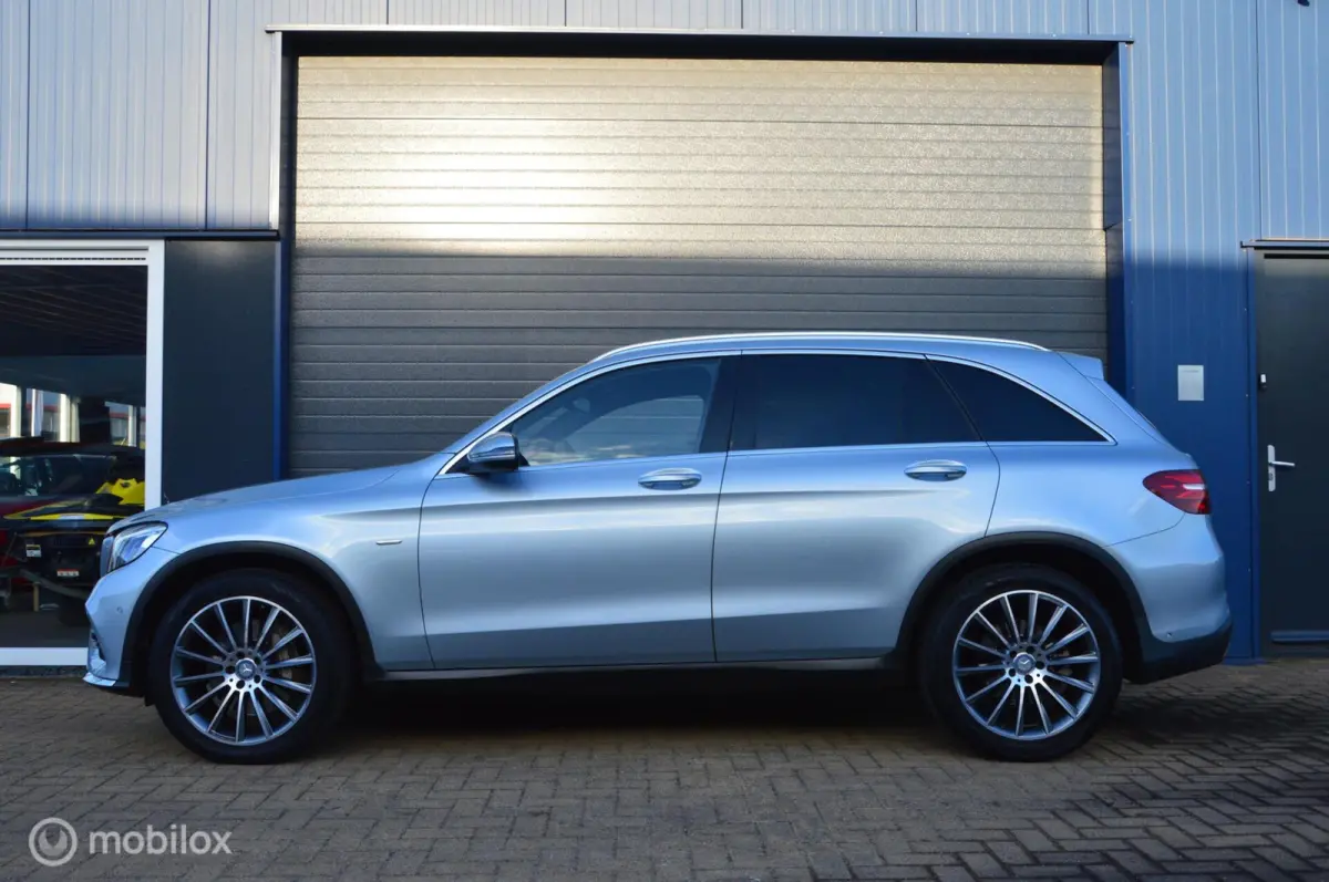 250 4MATIC Edition 1,Leer Disigno,Led