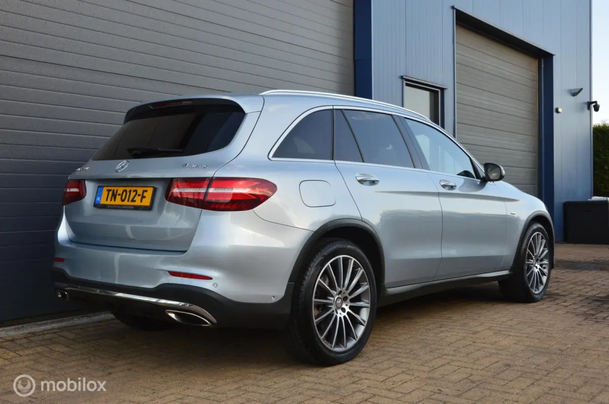 250 4MATIC Edition 1,Leer Disigno,Led