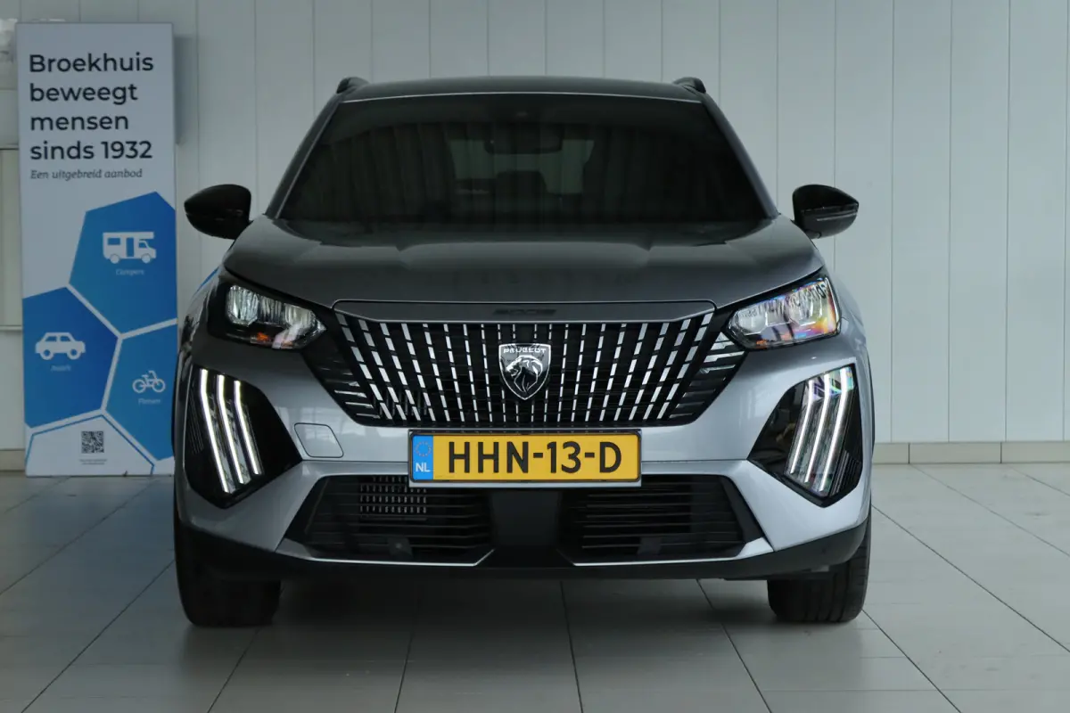1.2 Turbo 100 Allure | Cruise Control | Navigatie | Keyless | Sensoren | Carplay | Climate | LED | 17 Inch