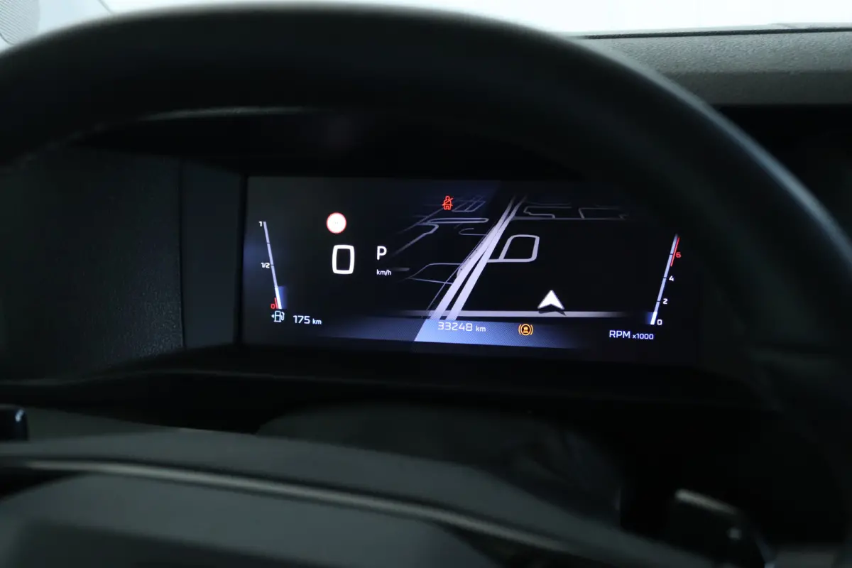 2.0 BlueHDi 145 S&S L3 | Cruise Control | Betimmering | Stuurverwarming | Keyless | Navi | Camera | Carplay | Climate |