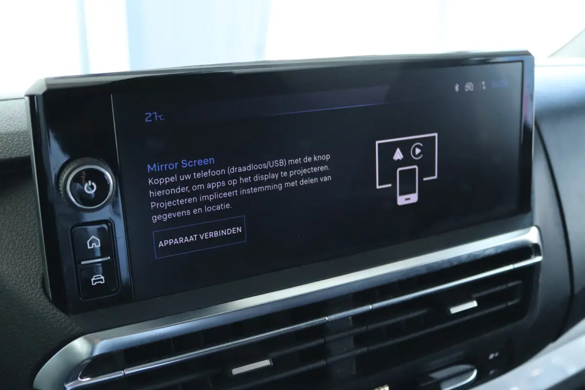 2.0 BlueHDi 145 S&S L3 | Cruise Control | Betimmering | Stuurverwarming | Keyless | Navi | Camera | Carplay | Climate |