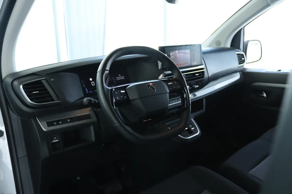 2.0 BlueHDi 145 S&S L3 | Cruise Control | Betimmering | Stuurverwarming | Keyless | Navi | Camera | Carplay | Climate |