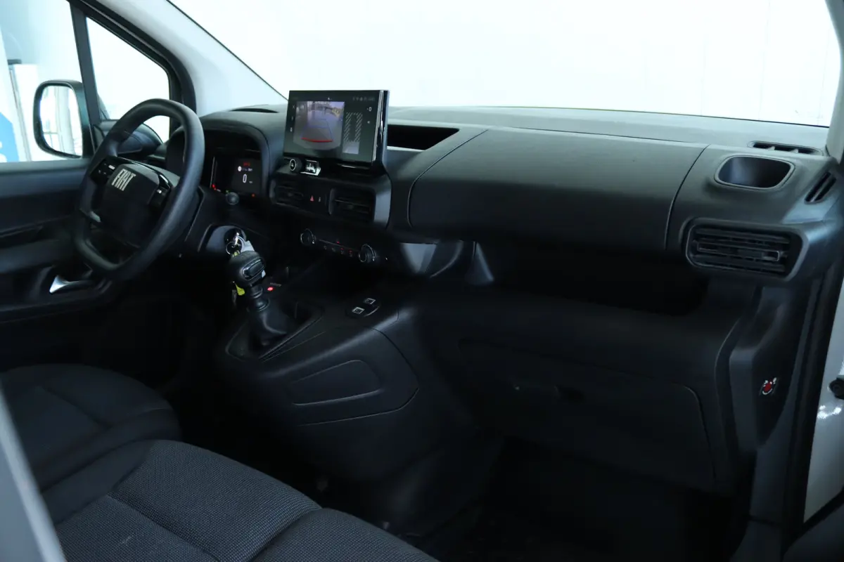 1.5D 100pk L1 | Cruise Control | Betimmering | Camera | Airco | Navigatie | Carplay | Digitale Spiegel | Virtual Cockpit