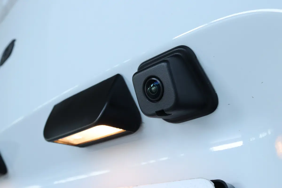 1.5D 100pk L1 | Cruise Control | Betimmering | Camera | Airco | Navigatie | Carplay | Digitale Spiegel | Virtual Cockpit