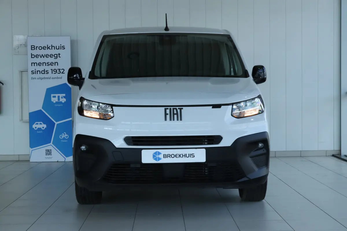 1.5D 100pk L1 | Cruise Control | Betimmering | Camera | Airco | Navigatie | Carplay | Digitale Spiegel | Virtual Cockpit