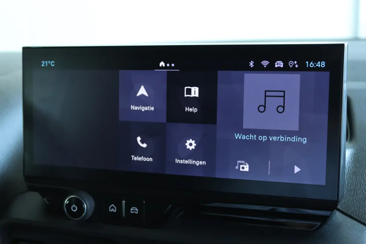 1.5D 100pk L1 | Cruise Control | Betimmering | Camera | Airco | Navigatie | Carplay | Digitale Spiegel | Virtual Cockpit