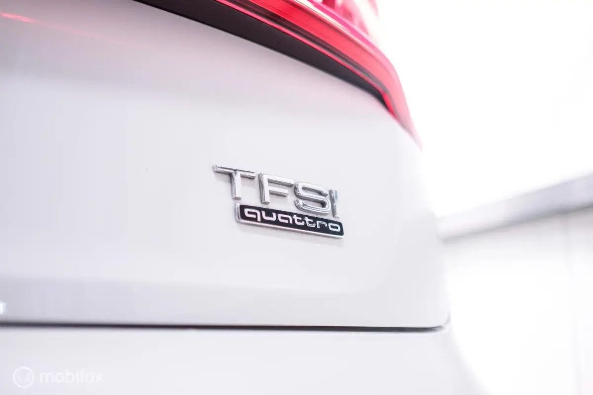 2.0 TFSI quattro Launch Edition | HUD | Virtual cockpit | Trekhaak | LED | Leder | Ambiance verlichting | Nieuw model |