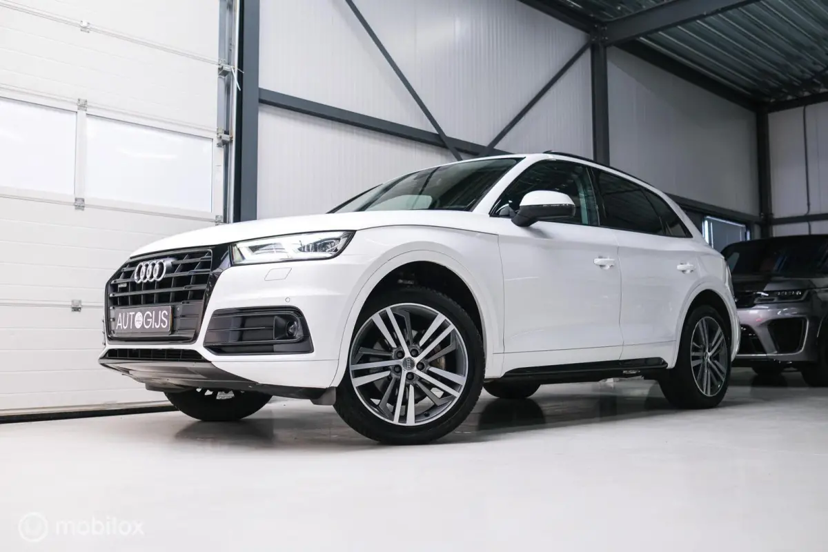 2.0 TFSI quattro Launch Edition | HUD | Virtual cockpit | Trekhaak | LED | Leder | Ambiance verlichting | Nieuw model |