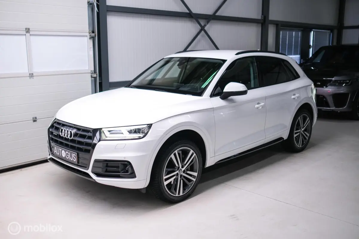2.0 TFSI quattro Launch Edition | HUD | Virtual cockpit | Trekhaak | LED | Leder | Ambiance verlichting | Nieuw model |