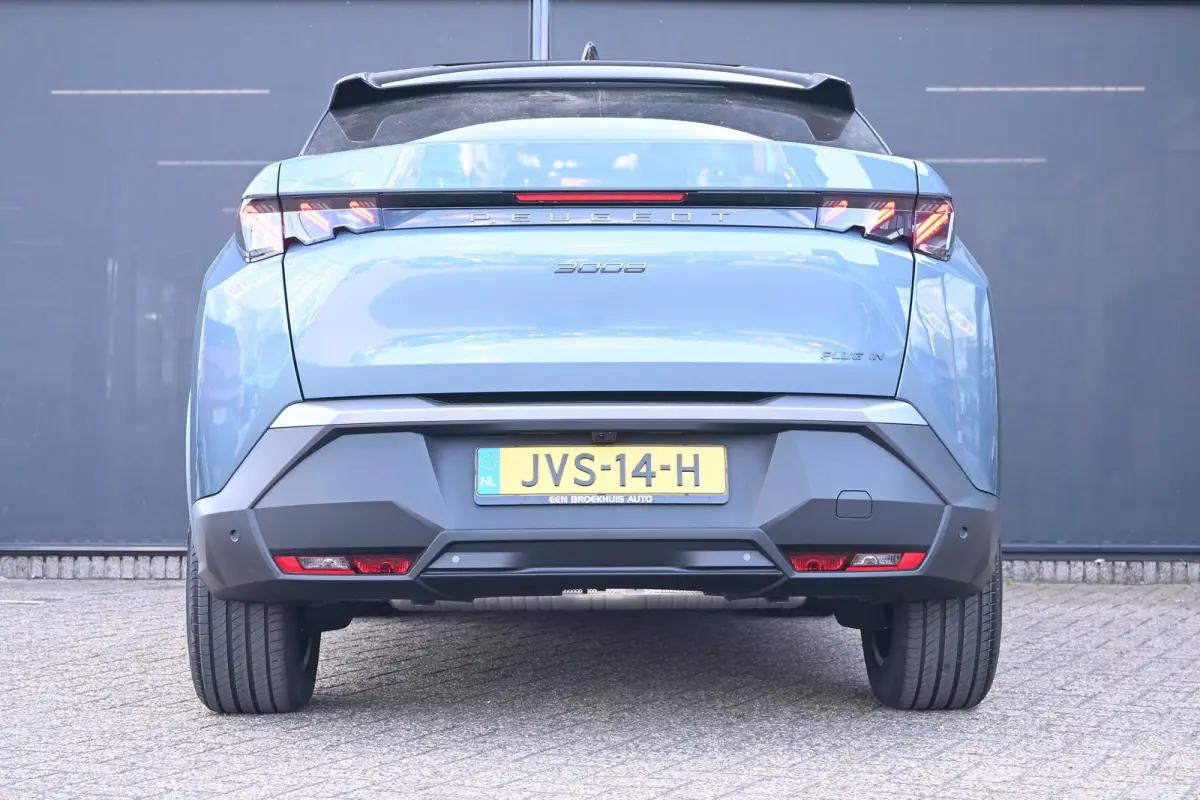 1.6 plug-in Hybrid 195 GT Exclusive Tot 8 Jaar Garantie! | Schuif-/Kanteldak | 7,4kW Lader | Adaptive Cruise | Dodehoek-Detectie | Keyless-Entry |