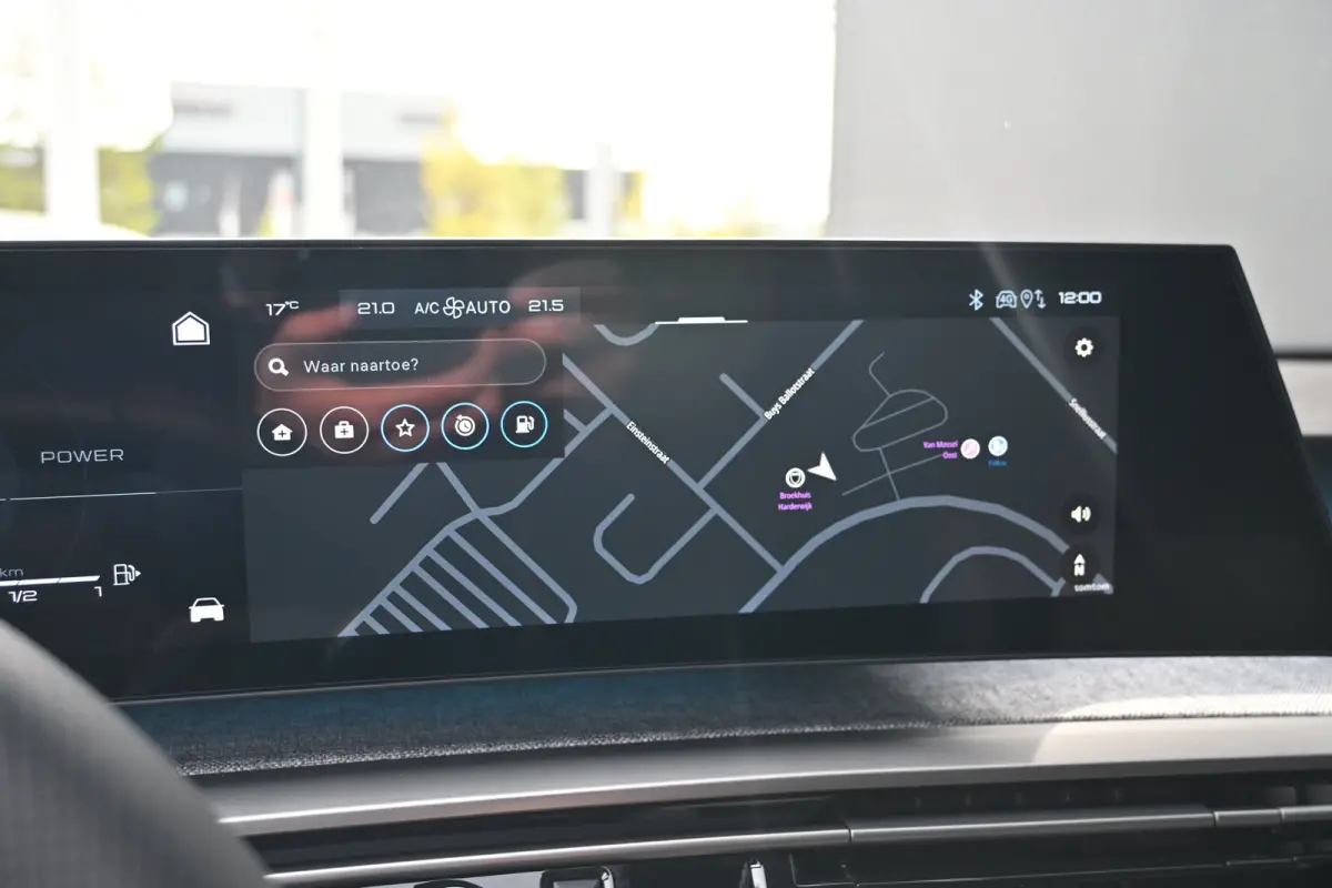 1.6 plug-in Hybrid 195 GT Exclusive Tot 8 Jaar Garantie! | Schuif-/Kanteldak | 7,4kW Lader | Adaptive Cruise | Dodehoek-Detectie | Keyless-Entry |