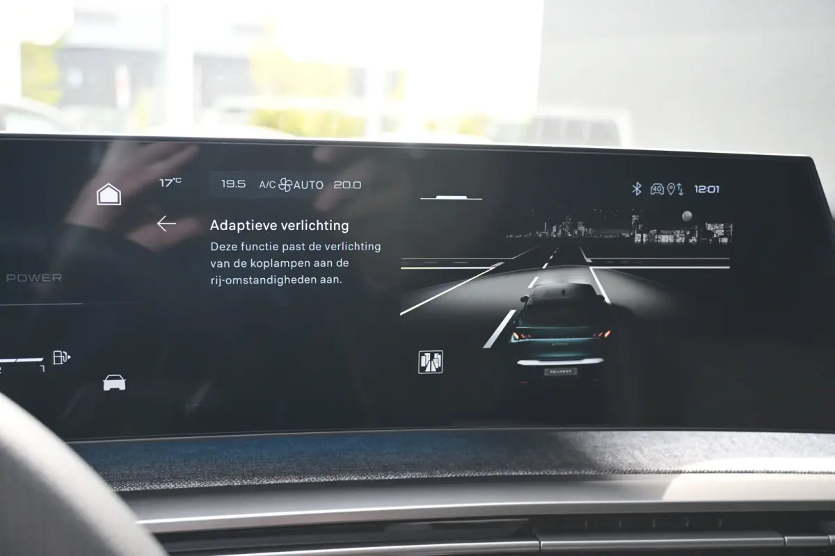 1.6 plug-in Hybrid 195 GT Exclusive Tot 8 Jaar Garantie! | Schuif-/Kanteldak | 7,4kW Lader | Adaptive Cruise | Dodehoek-Detectie | Keyless-Entry |