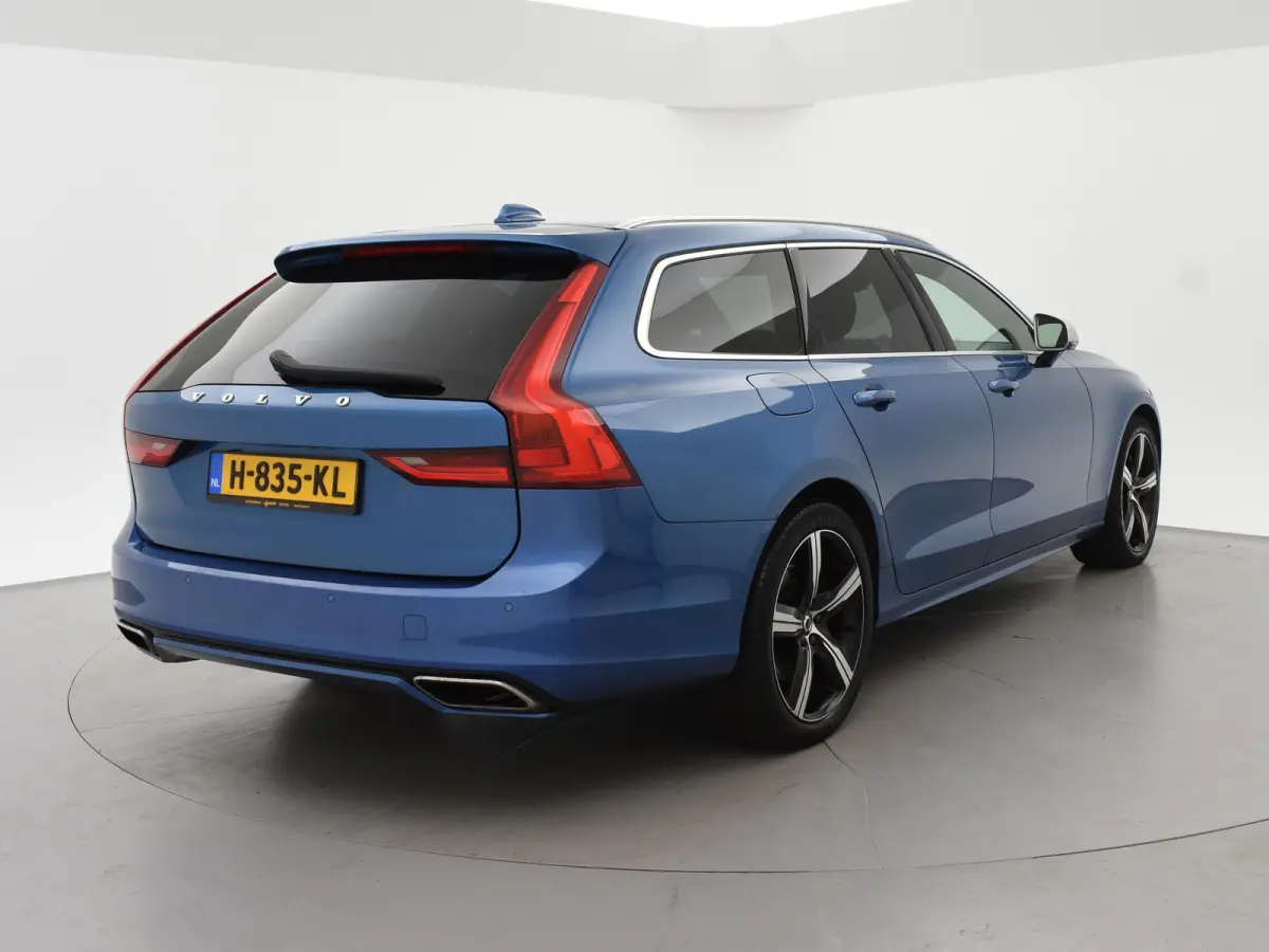 2.0 T8 AWD 390 PK R-DESIGN + BOWERS & WILKINS | HEAD-UP | ELEK. TREKHAAK | INSCRIPTION BURSTING BLUE METALLIC