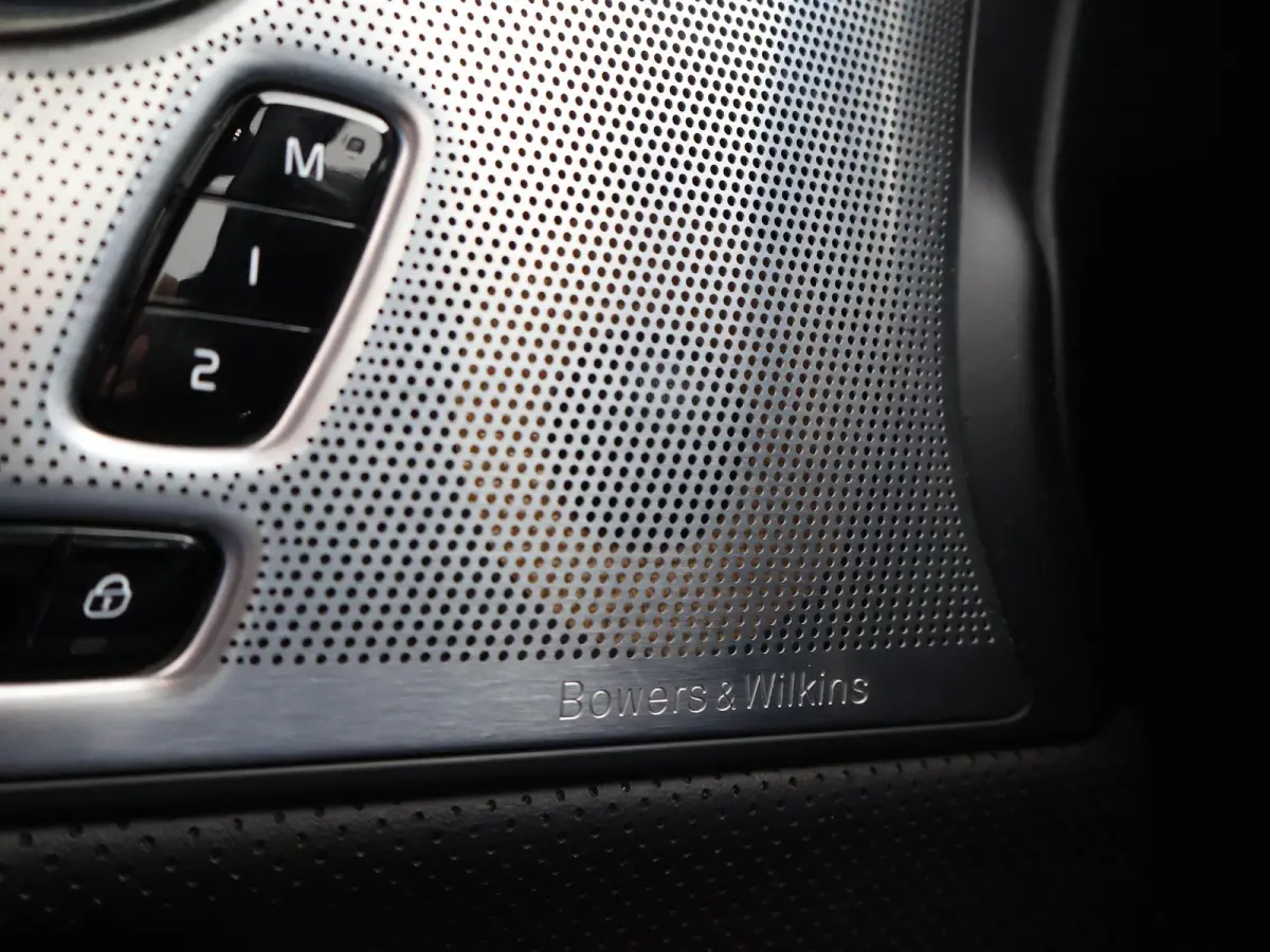 2.0 T8 AWD 390 PK R-DESIGN + BOWERS & WILKINS | HEAD-UP | ELEK. TREKHAAK | INSCRIPTION BURSTING BLUE METALLIC