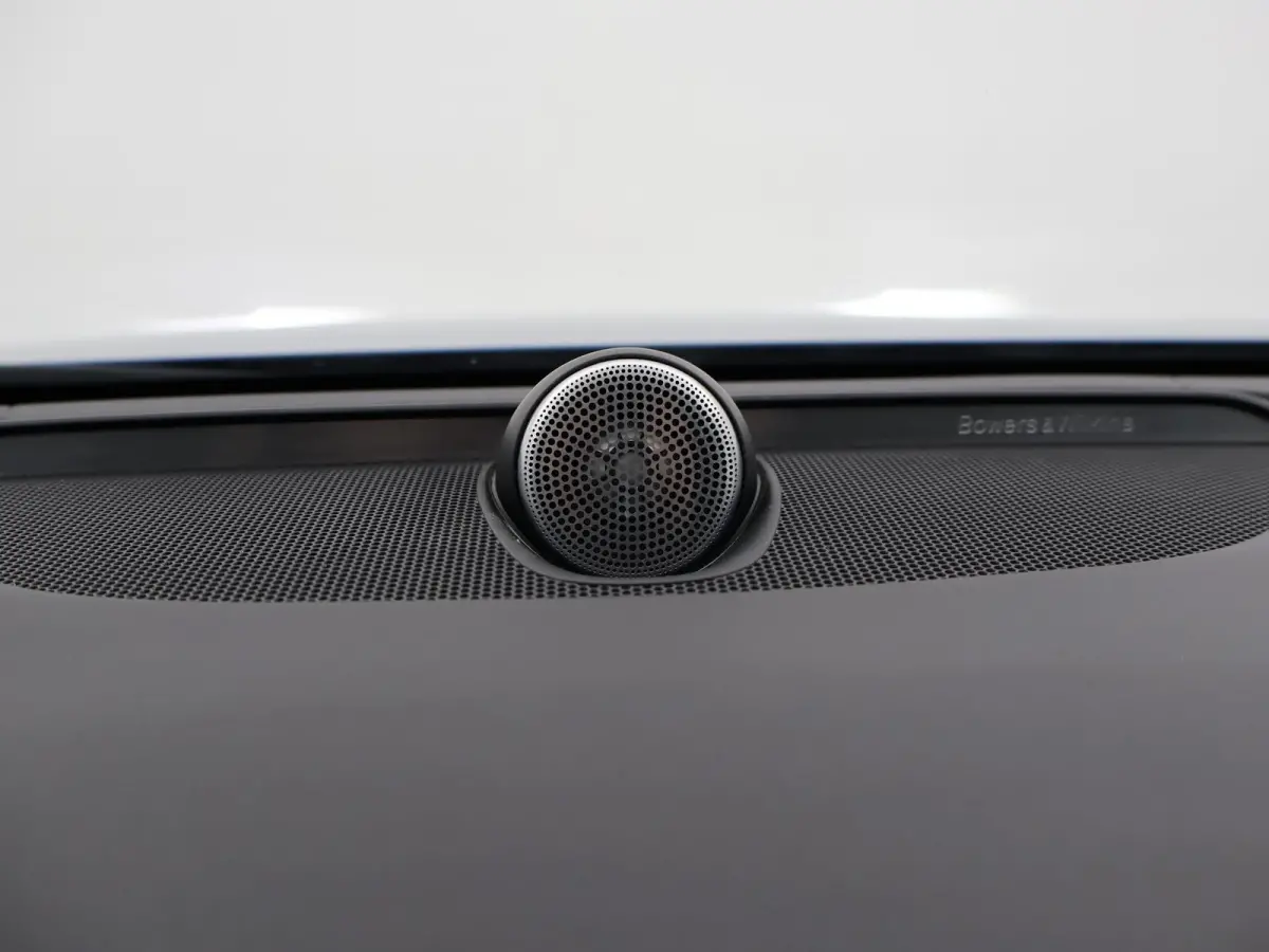 2.0 T8 AWD 390 PK R-DESIGN + BOWERS & WILKINS | HEAD-UP | ELEK. TREKHAAK | INSCRIPTION BURSTING BLUE METALLIC