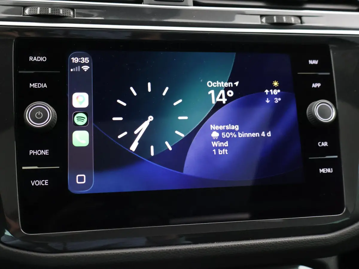 1.5 TSI ACT DSG R-LINE + PANORAMA | LEDER | VIRTUAL COCKPIT | MASSAGE | ADAPTIVE CRUISE
