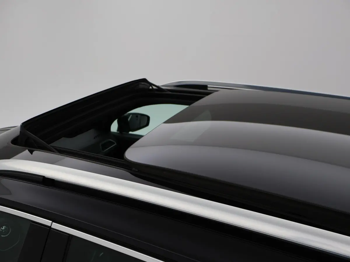 1.5 TSI ACT DSG R-LINE + PANORAMA | LEDER | VIRTUAL COCKPIT | MASSAGE | ADAPTIVE CRUISE