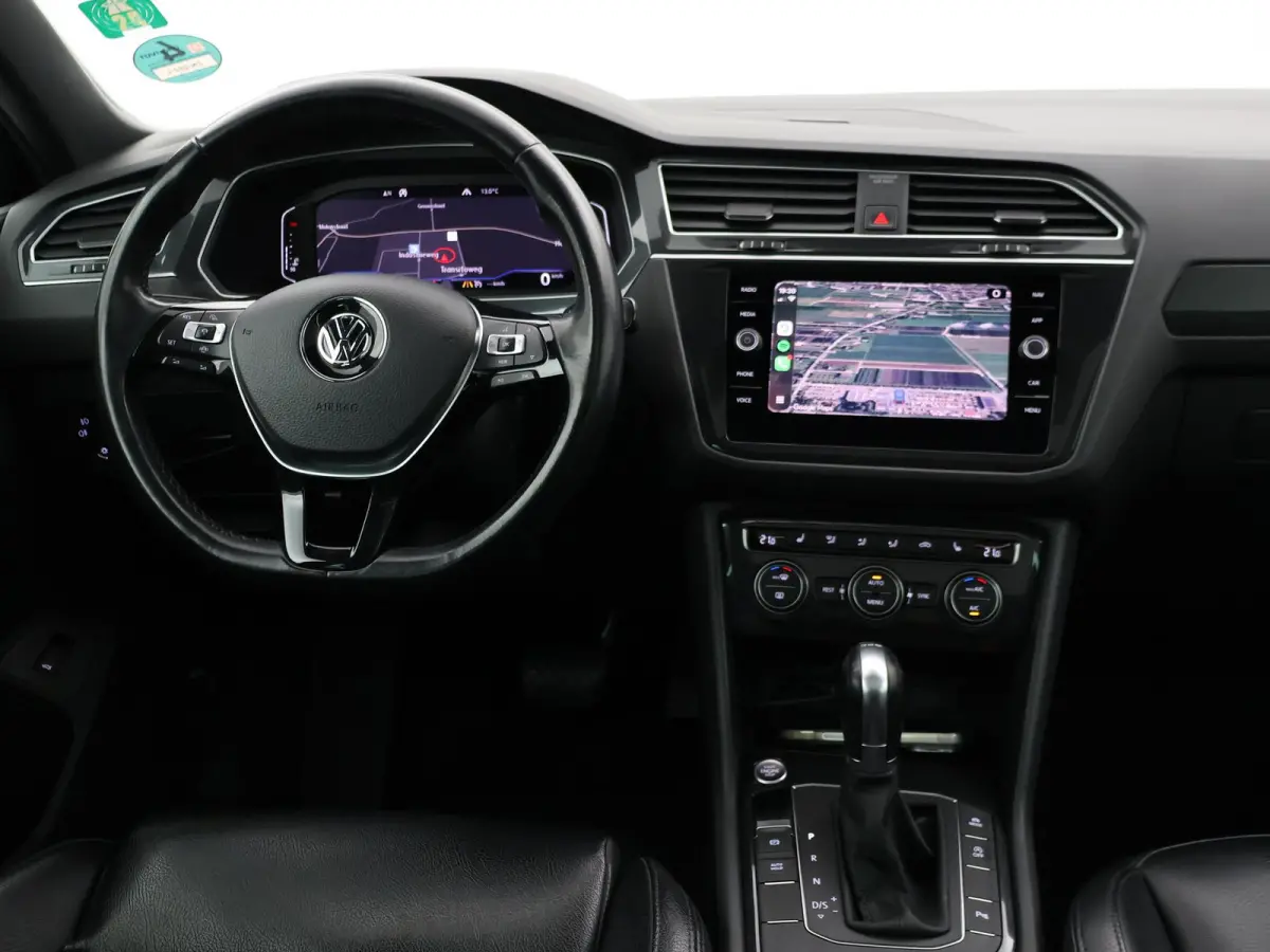 1.5 TSI ACT DSG R-LINE + PANORAMA | LEDER | VIRTUAL COCKPIT | MASSAGE | ADAPTIVE CRUISE