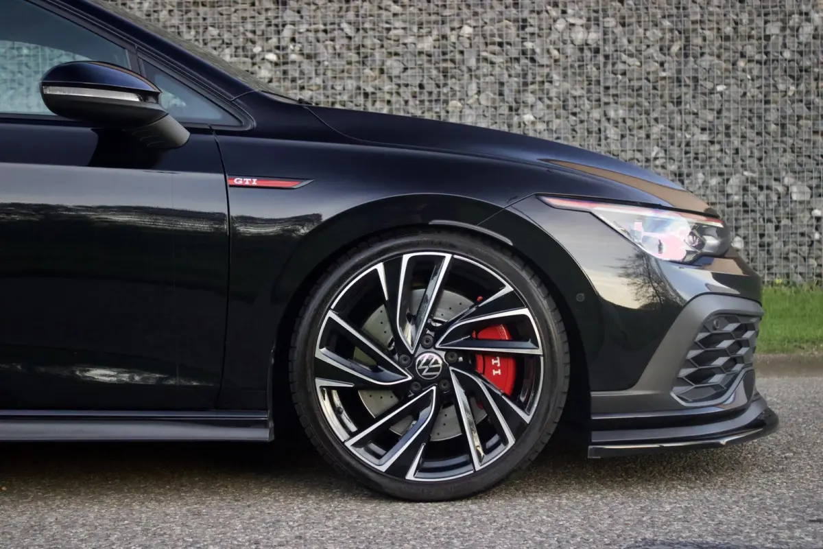 8 GTI Clubsport | Pano - Head Up - Camera