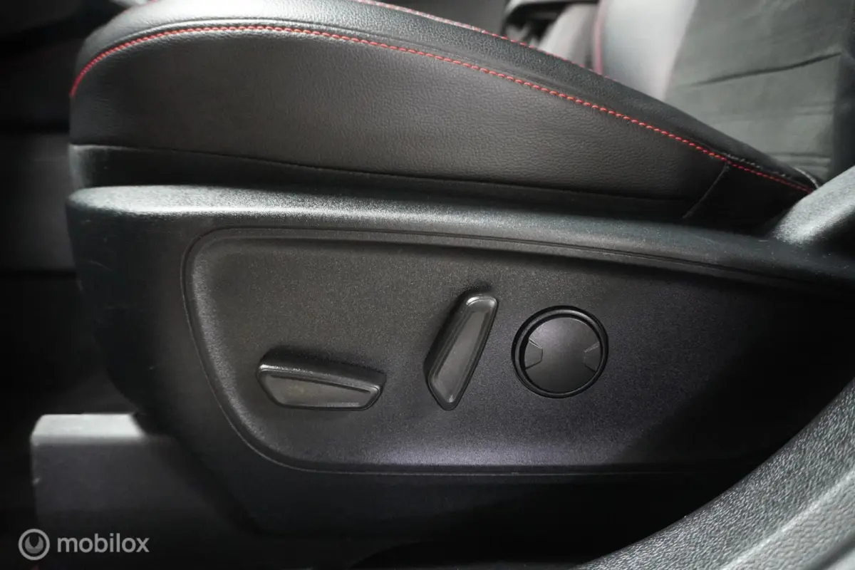 2.5 PHEV St-line X 225 PK | winter pack |