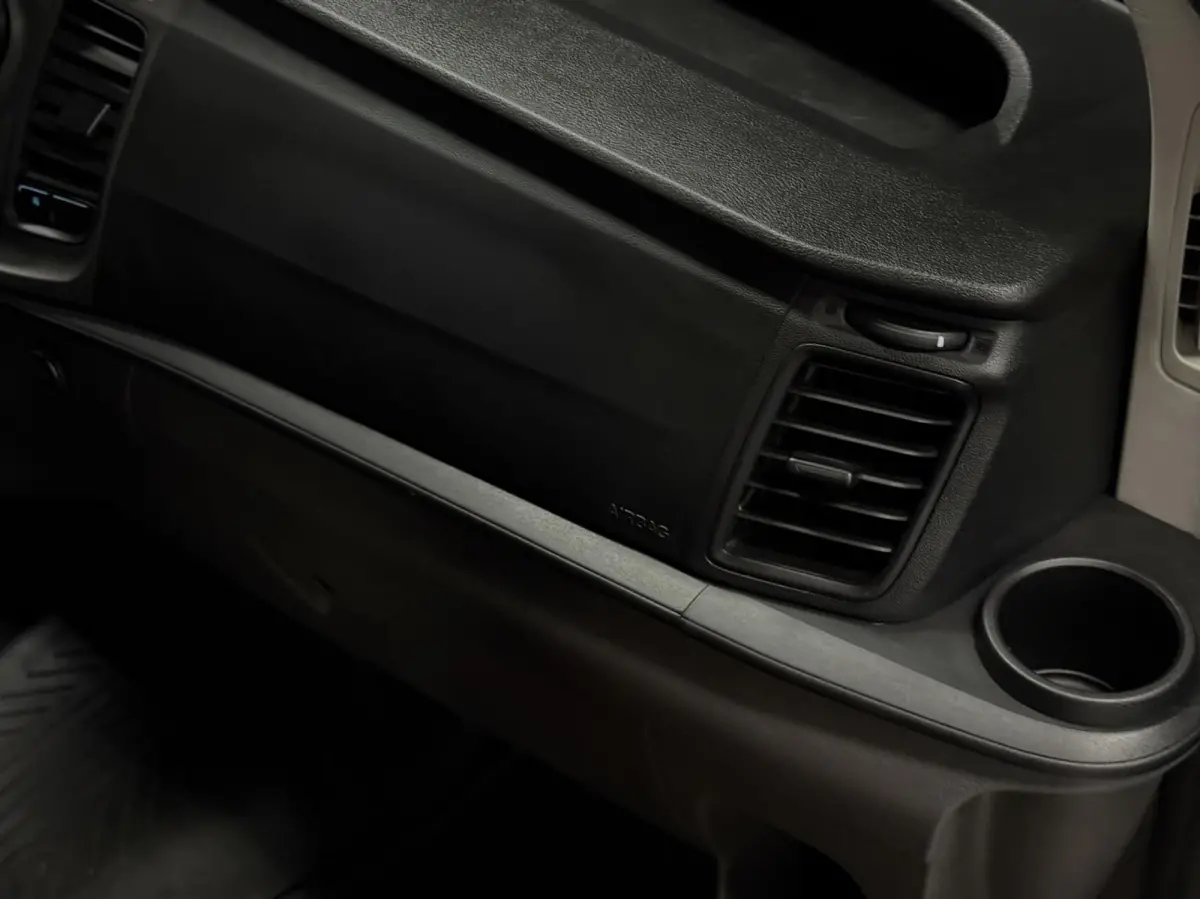 320 2.0 TDCI L2H1 Trend DC | CarPlay