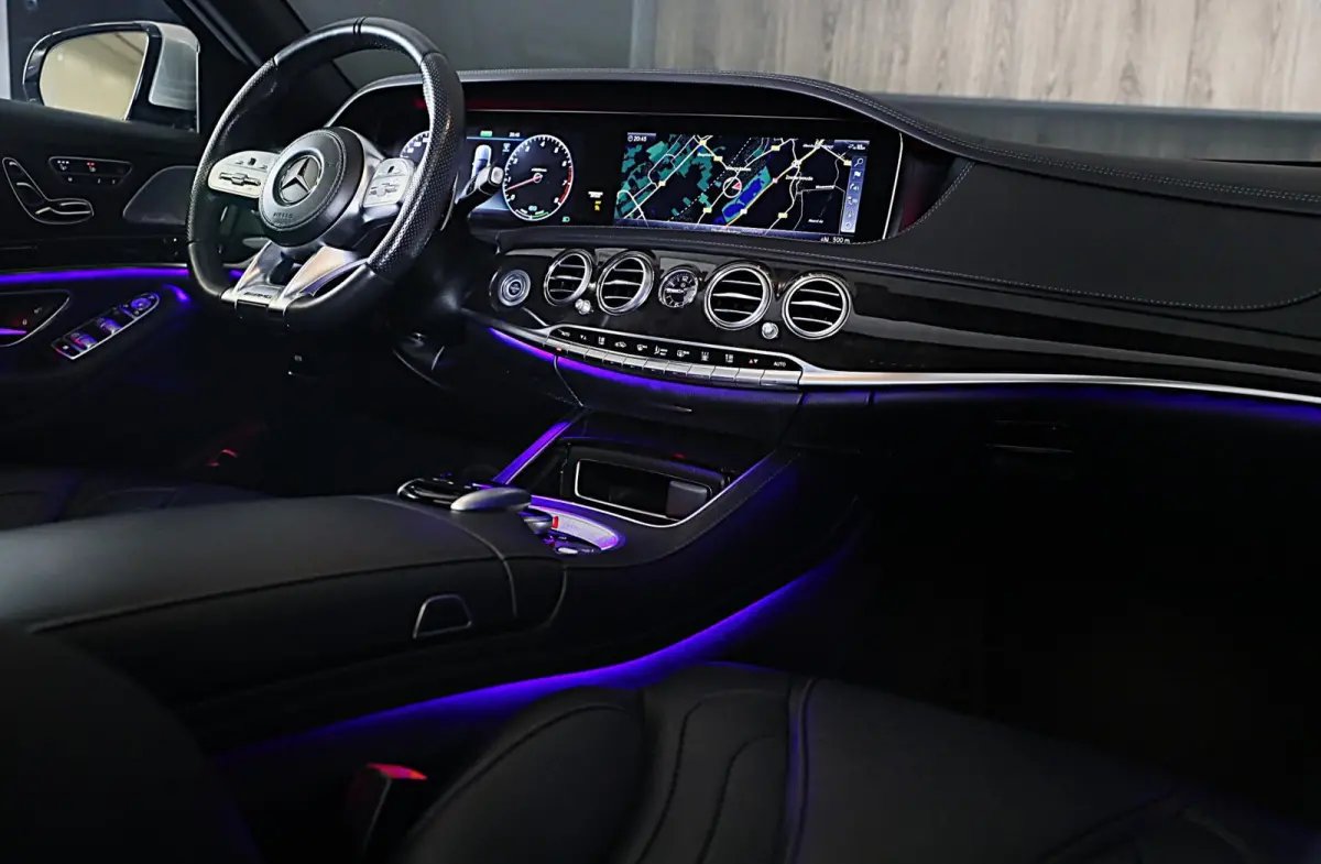 500 Lang AMG Line / Acc / Lane Assist / Dode Hoek / 360 Camera / Chauffeurspakket / Schermen / Pano / Led