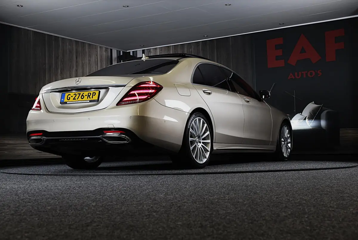 500 Lang AMG Line / Acc / Lane Assist / Dode Hoek / 360 Camera / Chauffeurspakket / Schermen / Pano / Led