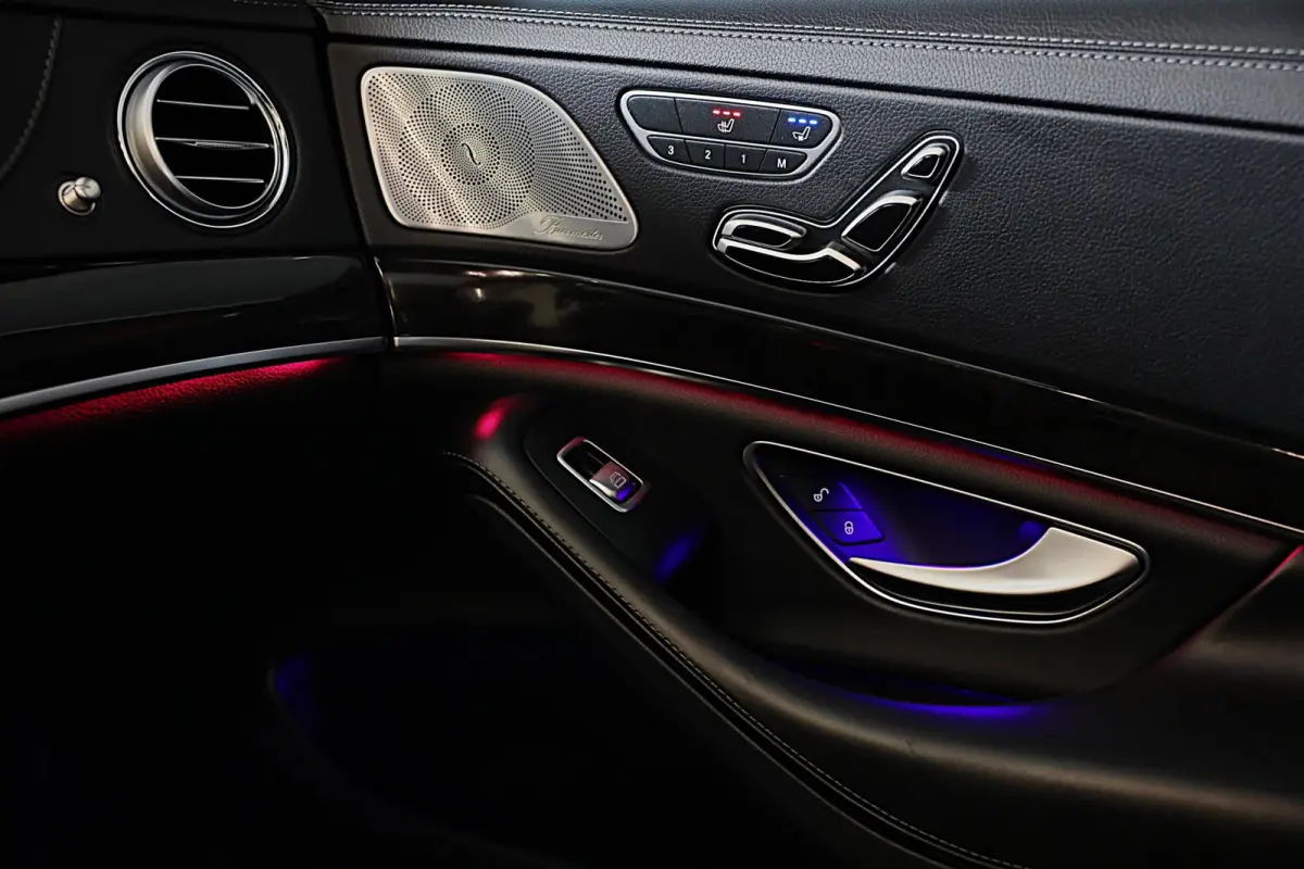500 Lang AMG Line / Acc / Lane Assist / Dode Hoek / 360 Camera / Chauffeurspakket / Schermen / Pano / Led