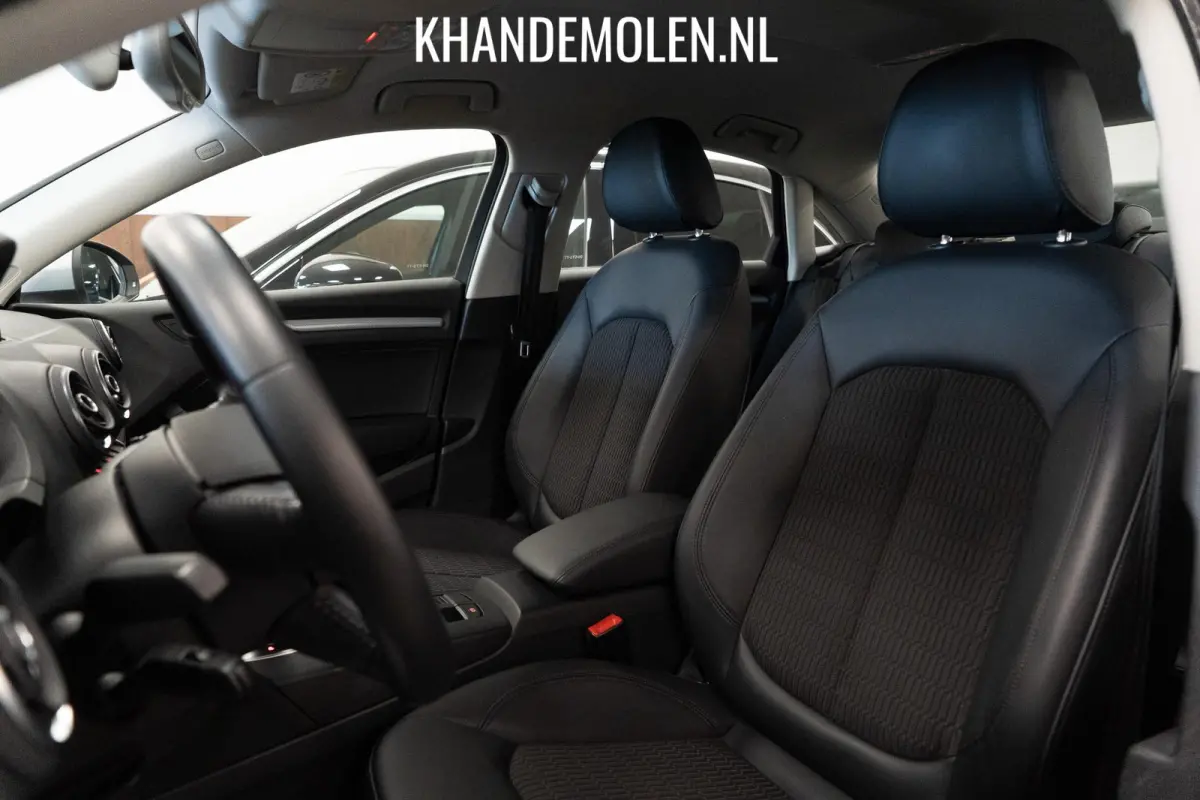 1.4 TFSI Ambition Pro Line S Adaptive Cruise Control | Half leder