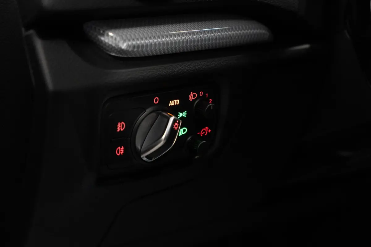 1.4 TFSI Ambition Pro Line S Adaptive Cruise Control | Half leder