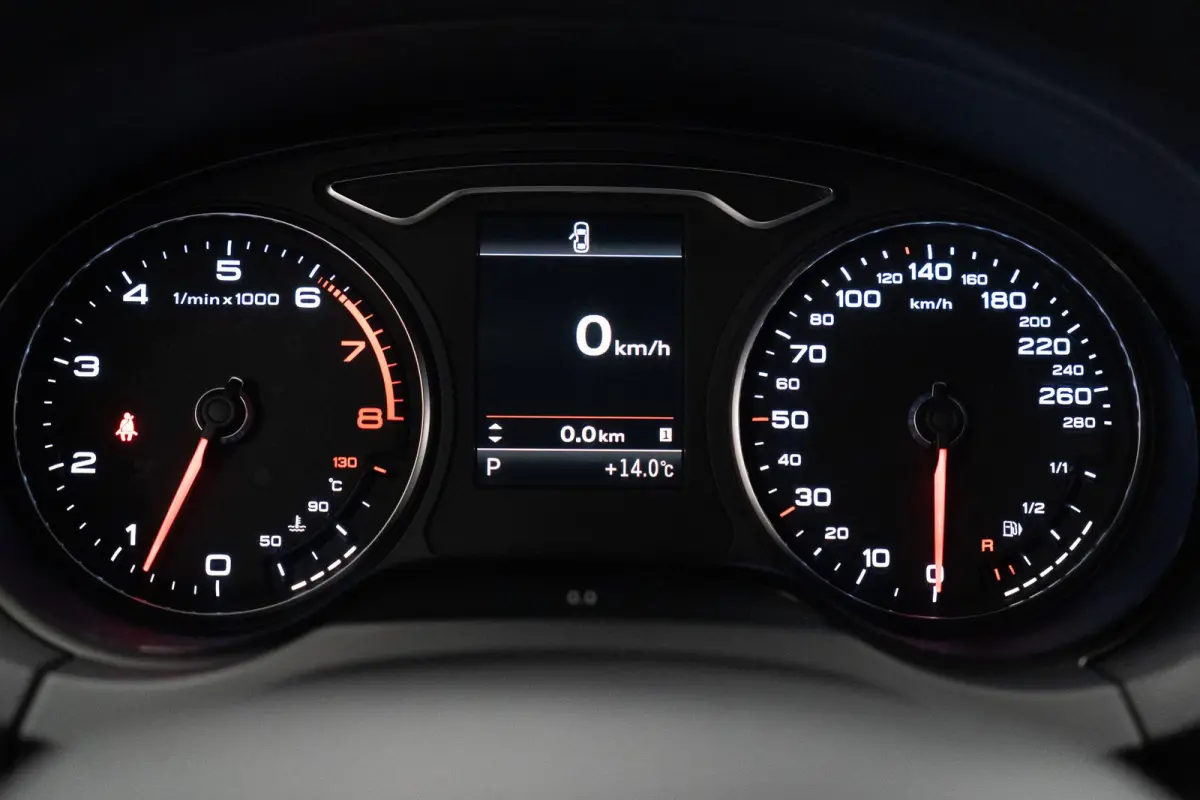 1.4 TFSI Ambition Pro Line S Adaptive Cruise Control | Half leder
