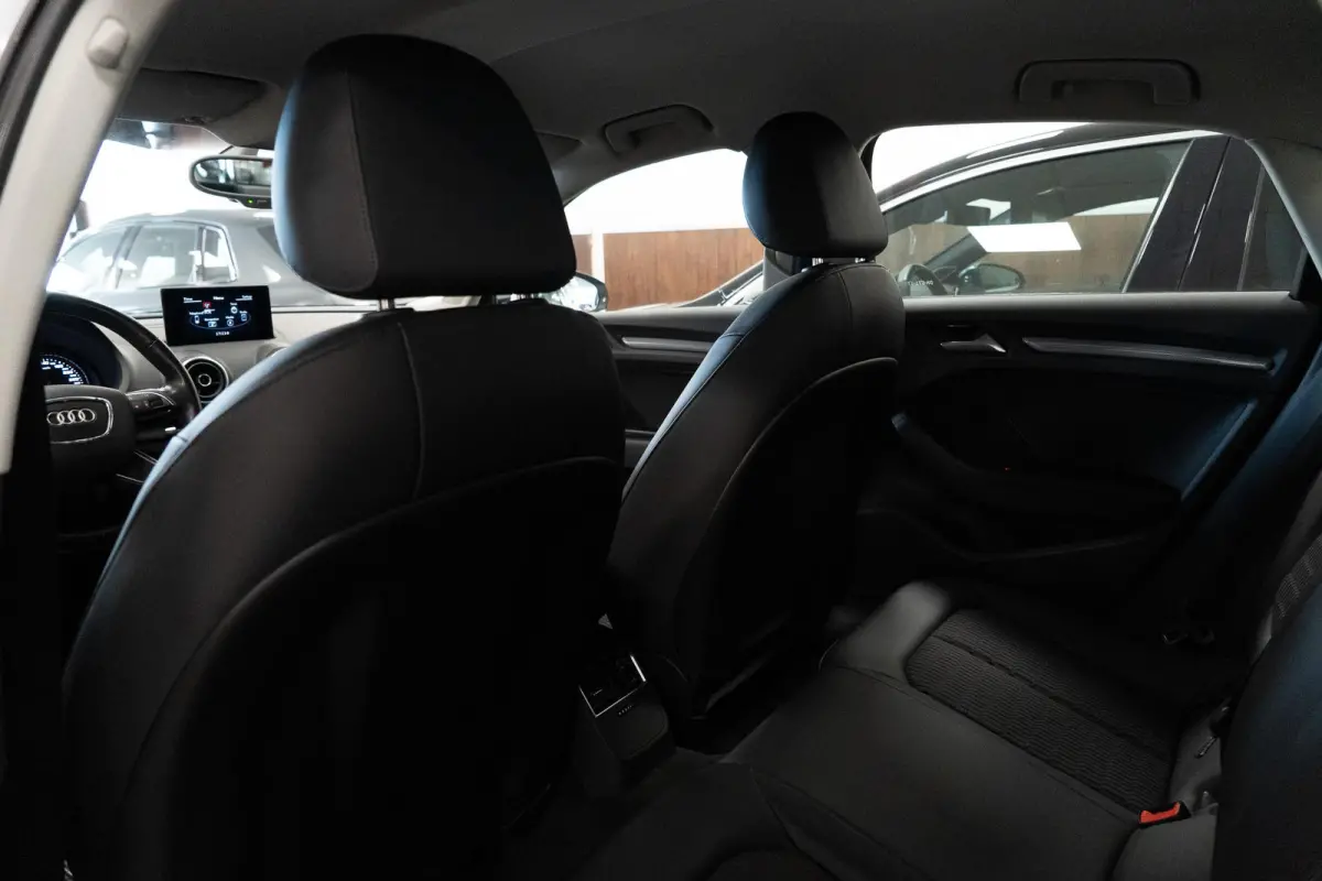 1.4 TFSI Ambition Pro Line S Adaptive Cruise Control | Half leder