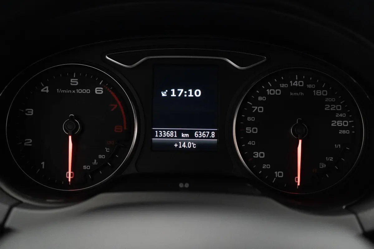 1.4 TFSI Ambition Pro Line S Adaptive Cruise Control | Half leder