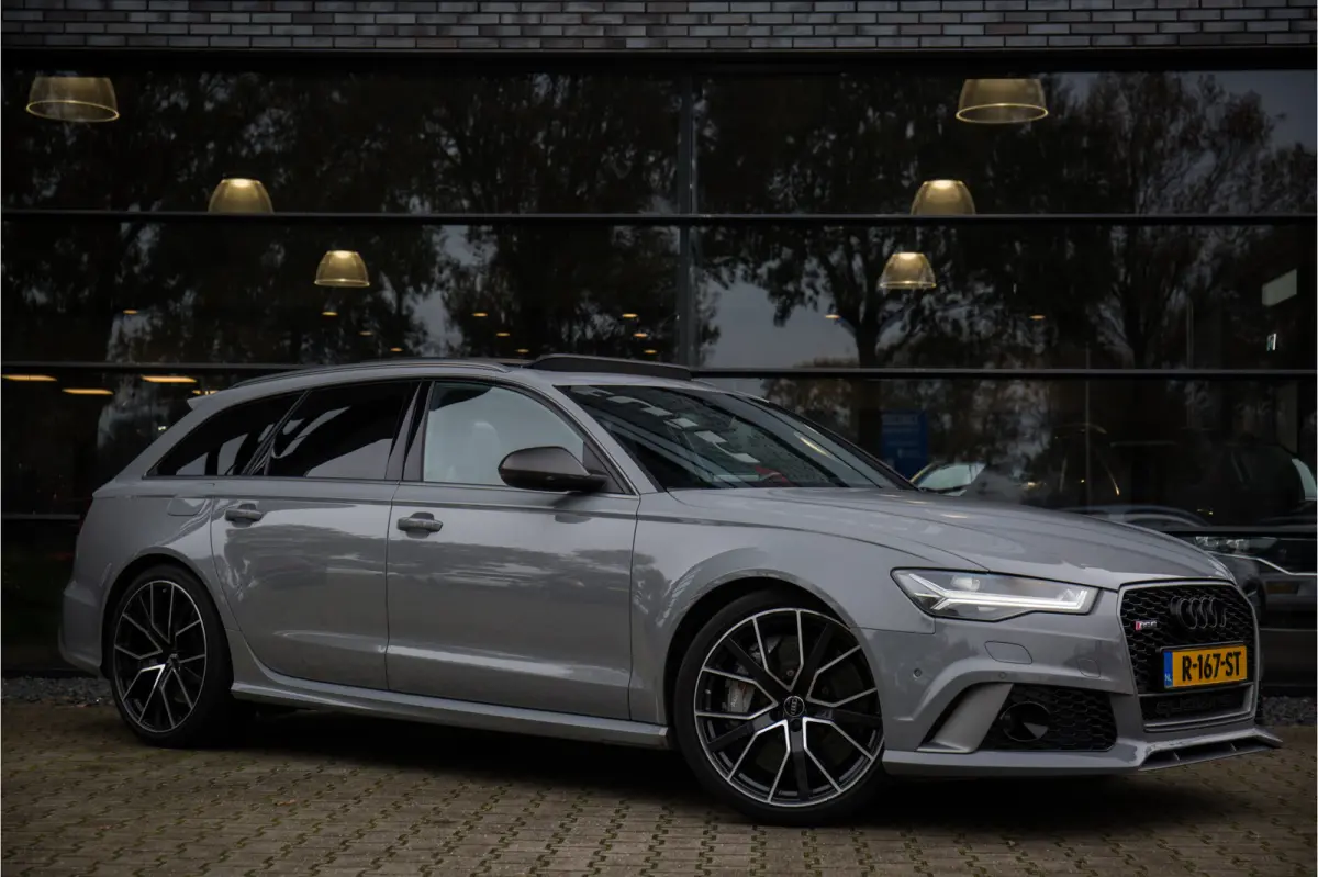 4.0 TFSI Quattro Performance , Milltek, Keramisch, Panoramadak, Carbon, Nachtzicht, Vol!