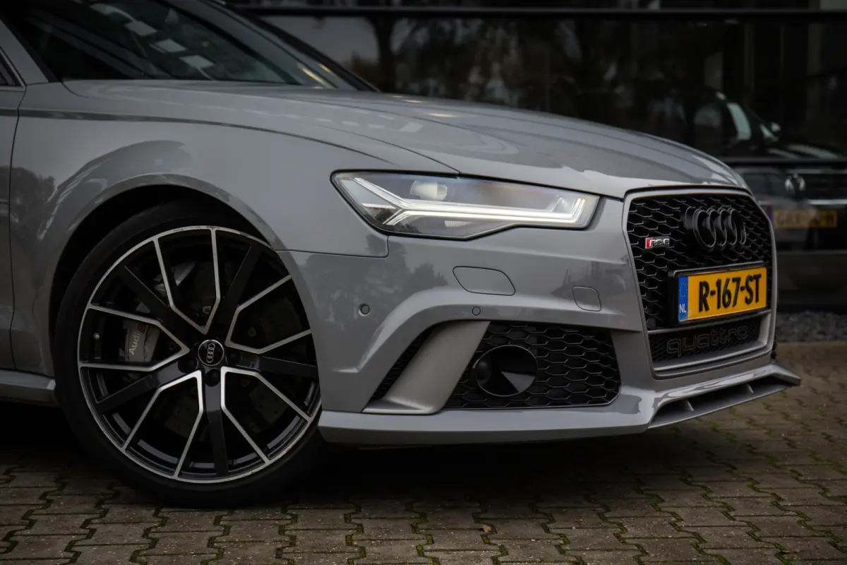 4.0 TFSI Quattro Performance , Milltek, Keramisch, Panoramadak, Carbon, Nachtzicht, Vol!