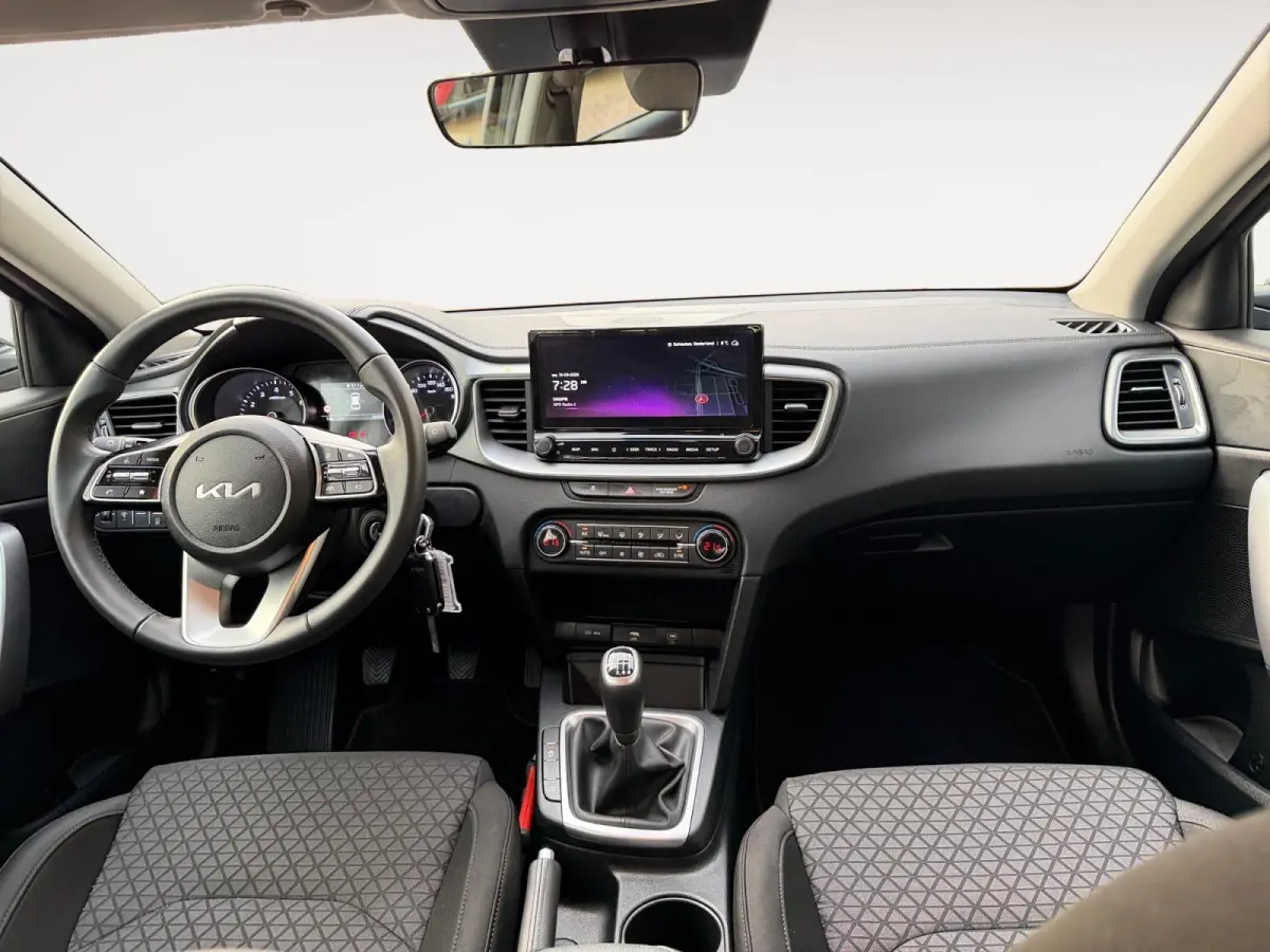 1.0 T-GDi ComfortLine Navigatie | Achteruitrijcamera | Climate control | Resterende fabrieksgarantie |