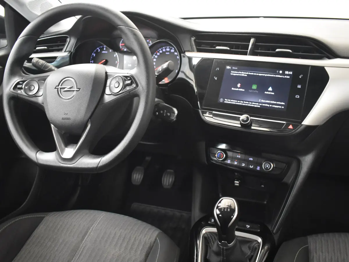 1.2 Edition Parkeersensoren achter | Airco | Cruise control | DAB | Apple carplay Android auto | 16"LMV