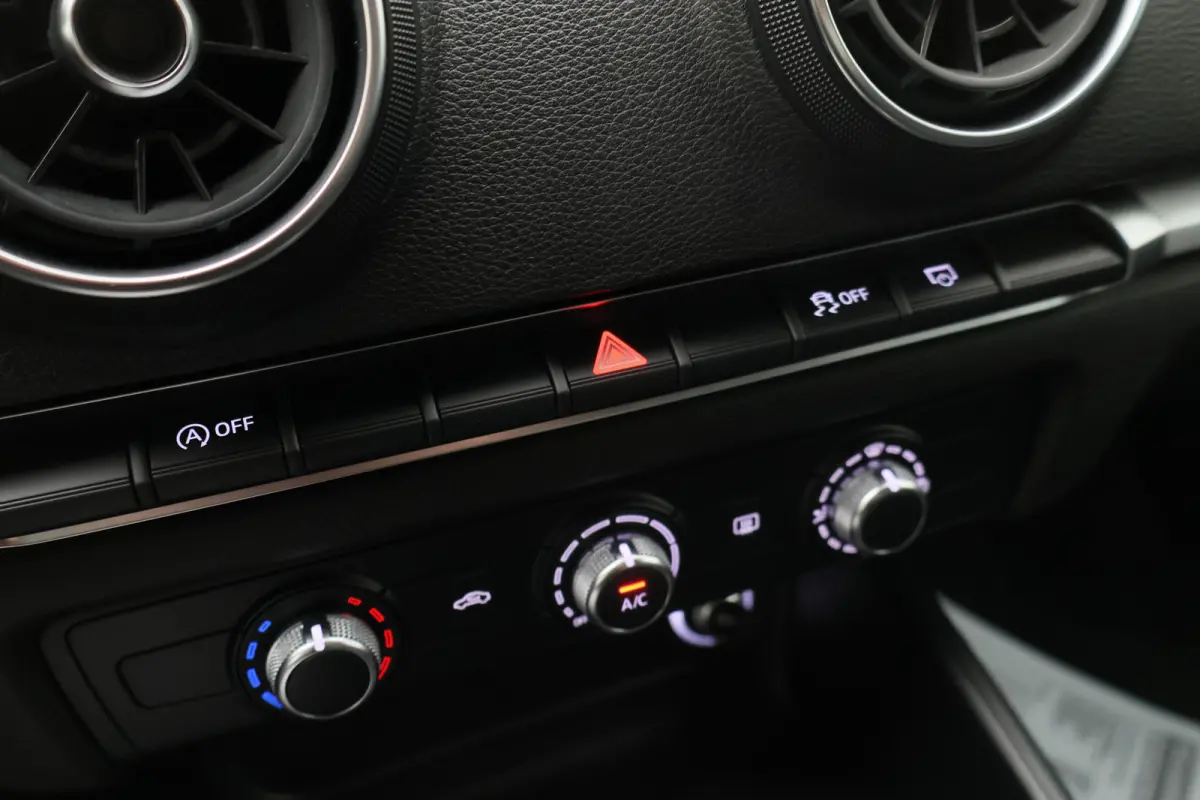 30 TFSI Pro Line Eerste Eigenaar, 5-Deurs, Airco, Cruise, Navigatie, Bluetooth, PDC, 16''